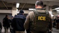 ICE contra la cuerdas con demanda colectiva de $6 mil millones por poner multas imposibles de pagar para indocumentados