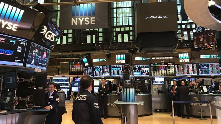 Wall Street opera con leves subas y trasluce confianza en un próximo recorte de tasas de la Fed