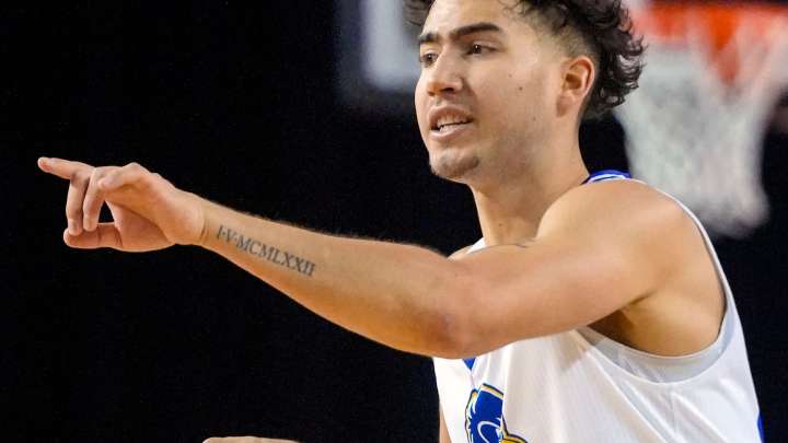 Delaware Blue Hens drubbed by CSUN in basketball