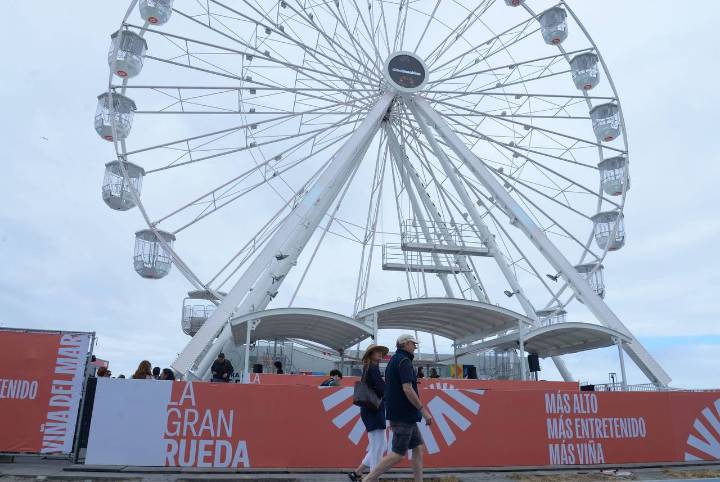 Atracción estrella del verano regresa a Viña: Gran Rueda abre con mejoras, cabinas renovadas y eventos paralelos