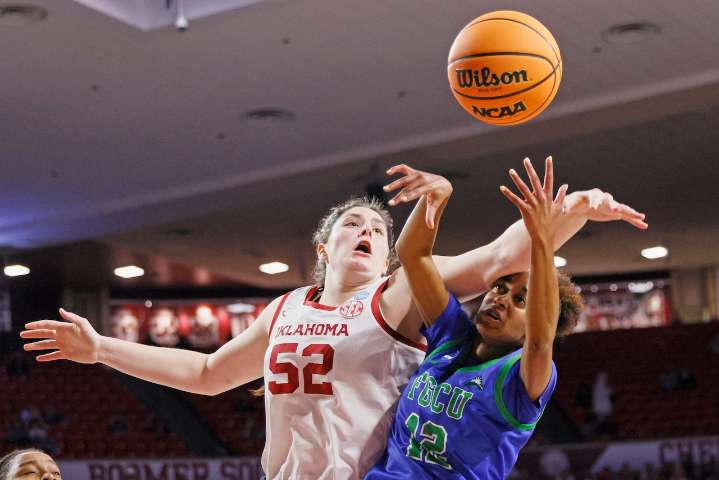 How to watch college basketball free live stream today without streameast, crackstreams, methstreams, buffstreams or other bootleg alternatives: No. 9 Oklahoma Sooners vs. No. 23 Oklahoma State Cowgir