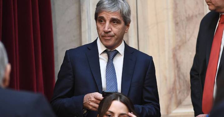 La dura reacción de Caputo contra la nueva tasa municipal de Pilar que sube los precios en supermercados