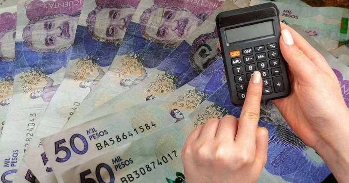 Sigue debate sobre aumento salarial, mientras trabajadores piden que sea del 16%, gremios estiman el 7,21%