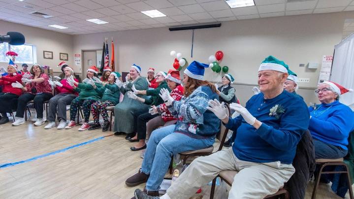 LIAD choral concert brings light of holidays to those with cognitive conditions