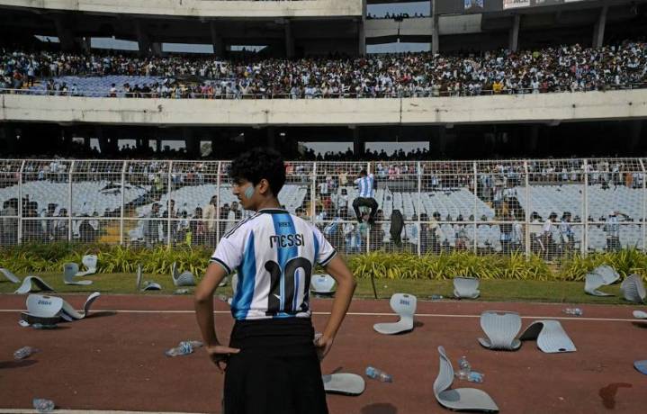 Disturbios empañan el inicio de la gira de Lionel Messi en India