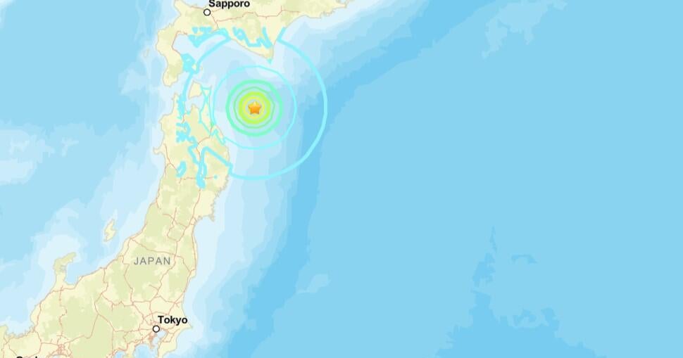 6.7 magnitude quake strikes off northern Japan's coast, prompts local tsunami warning
