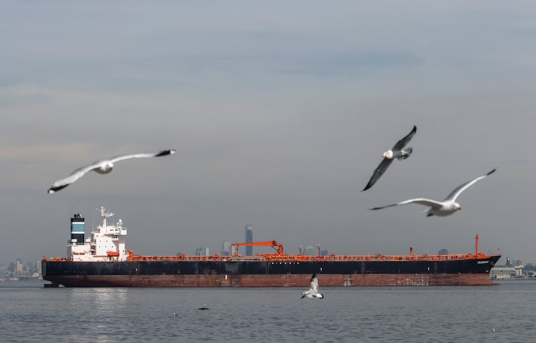 Estos seis buques que transportan petróleo desde Venezuela están bloqueados por la OFAC y pueden ser los próximos incautados por Estados Unidos