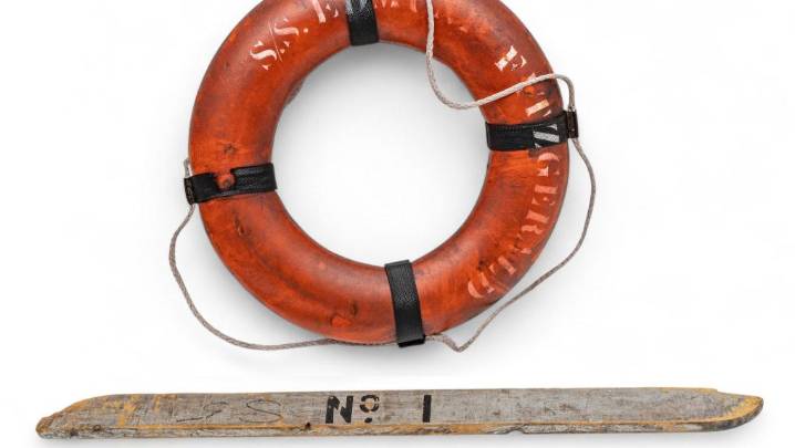 Edmund Fitzgerald life ring to be auctioned in Detroit this month