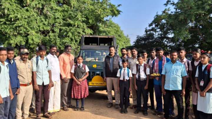 Forest dept steps in, provides jeep for students of Chamarajanagar village