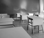 Clausuran escuela en Chiloé tras hallazgo de murciélagos, fecas y más falencias: “Las condiciones sanitarias no daban”