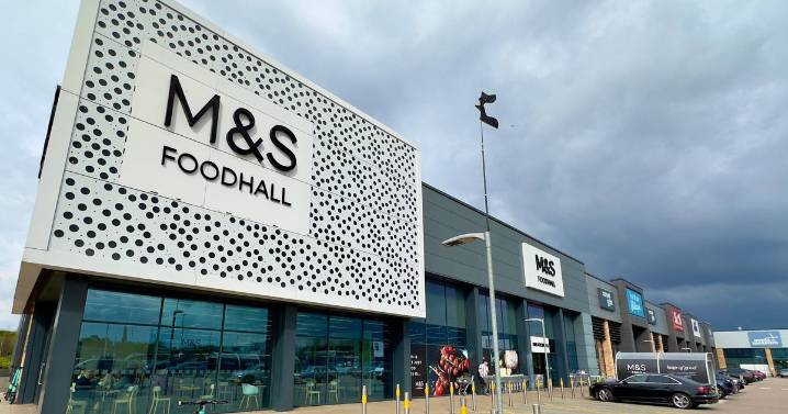 M&S shopper shows off Christmas table treat but fans spot 1 major issue