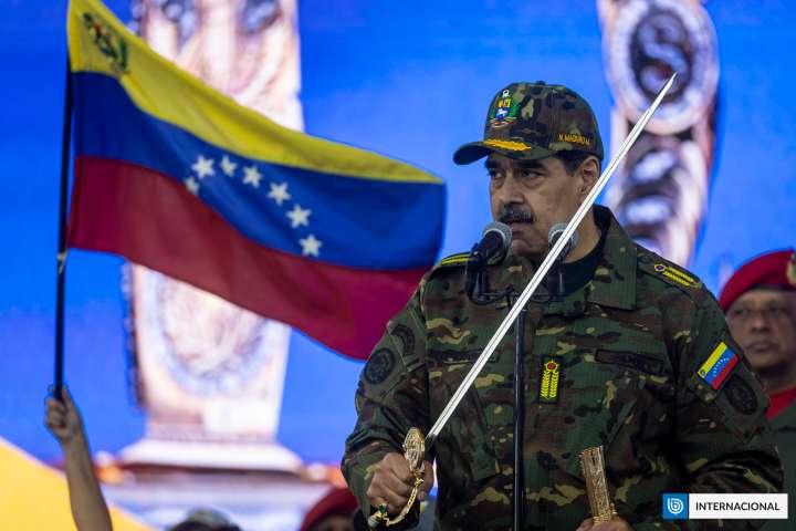 Gobierno de Trump le ofreció a Maduro "irse a Rusia u otro país", según senador republicano