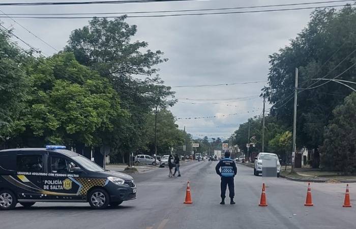 Nueva tragedia en una ruta salteña | Motociclista murió tras chocar con un camión en Cerrillos