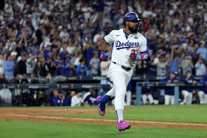 Dodgers GM Brandon Gomes: 'Doesn't feel likely' Teoscar Hernández is traded