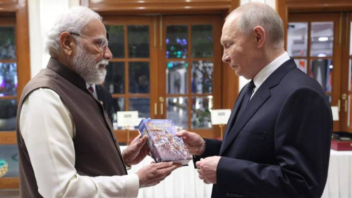 PM Narendra Modi Presents Copy of Gita In Russian To Putin