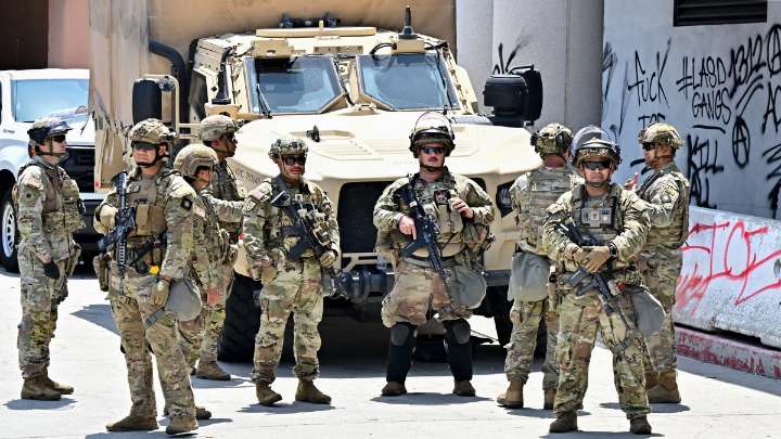 Un juez federal bloqueó el despliegue de la Guardia Nacional ordenado por Trump en Los Ángeles