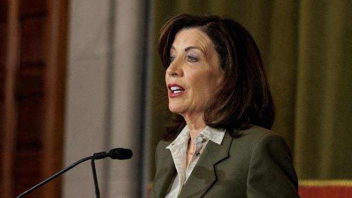 Gov. Kathy Hochul looks at changes to 'aid-in-dying' bill, satisfying neither side in long