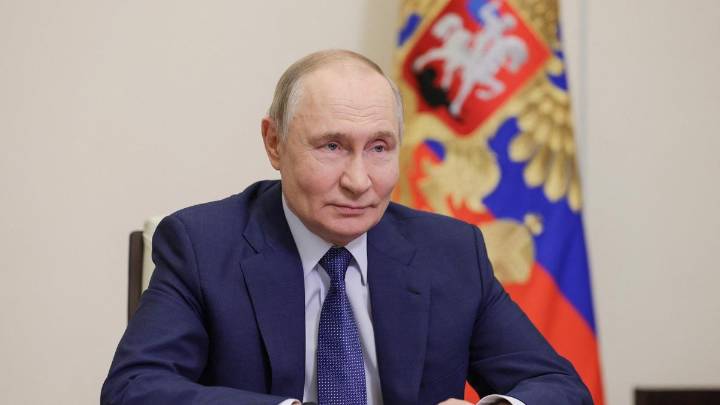 Ahead of US talks, Putin accuses Europe of sabotaging peace efforts in Ukraine