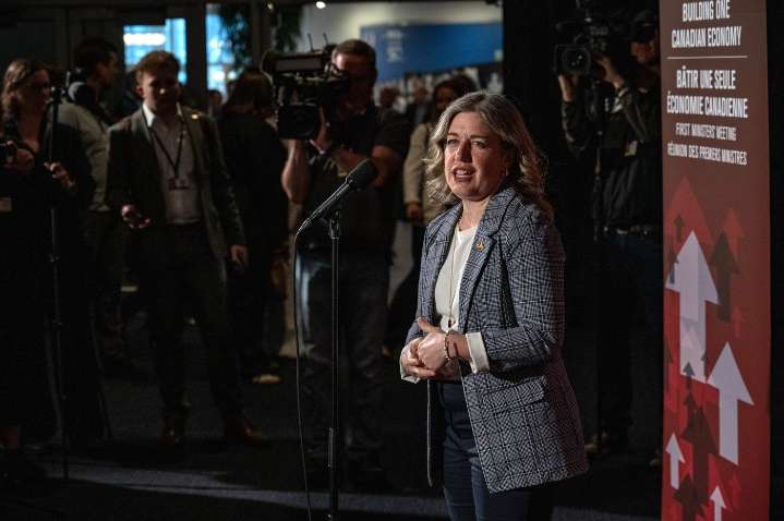 Energy regulator cancels New Brunswick gas price cuts promised by Liberal government