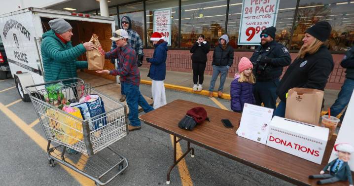Holiday helping hands