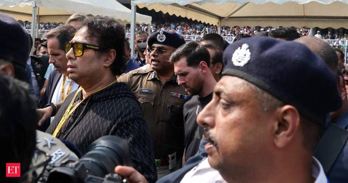 Satadru Dutta sent to 14-day police custody