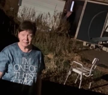 Joven con discapacidad es rescatada tras ser encontrada encerrada en una perrera en Texas