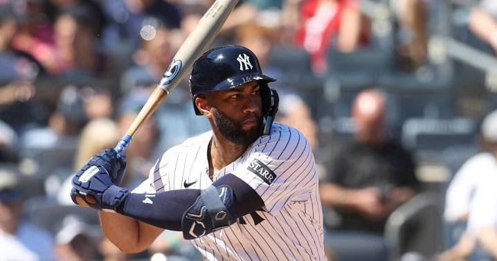 El utility Amed Rosario y los Yankees pactan por 1 año y 2,5 millones, según fuente de AP