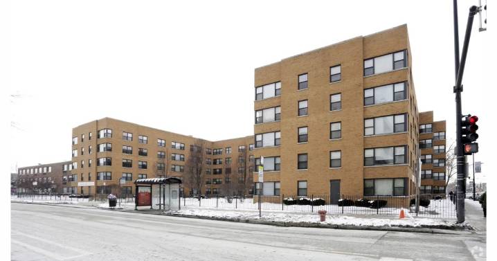 Tenants of raided South Shore building must move out by Dec. 12
