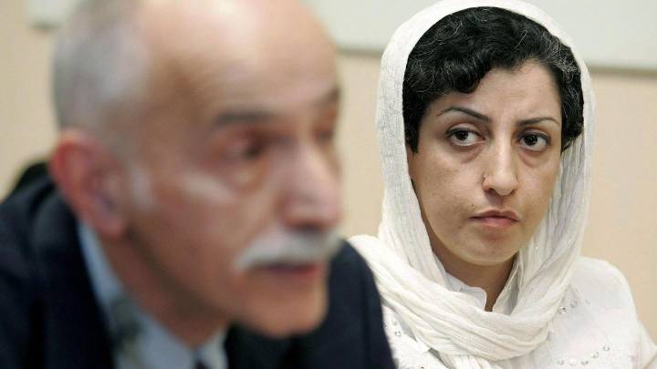 La premio Nobel de la Paz iraní Narges Mohammadi, detenida de nuevo "de forma violenta"