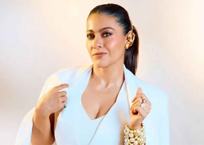 Kajol brings festive cheer in a Christmas-Tree inspired look, says ‘Tis the Season!’
