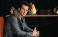 Sonu Sood asks people to respect ground staff amidst IndiGo flights crisis