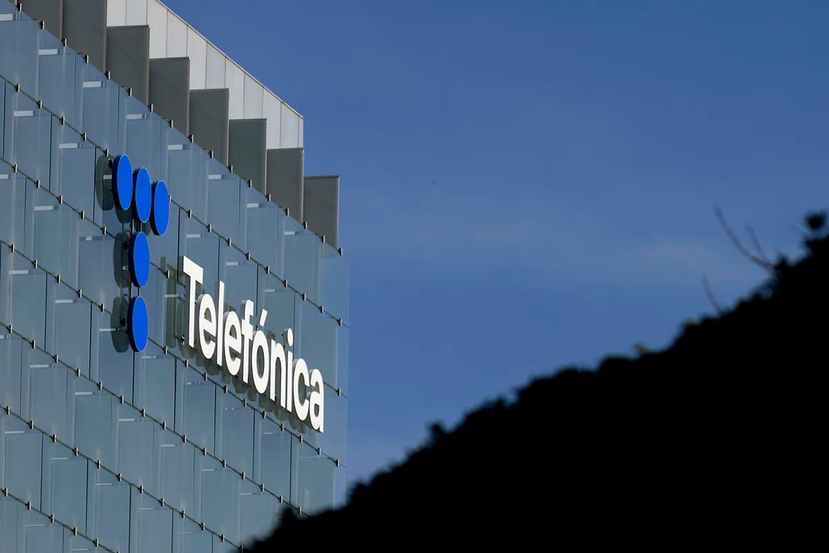 Telefónica reduce un 17,5% las salidas en Movistar Plus+ y plantea prejubilaciones desde los 56 años en las cuatro sociedades fuera del convenio principal