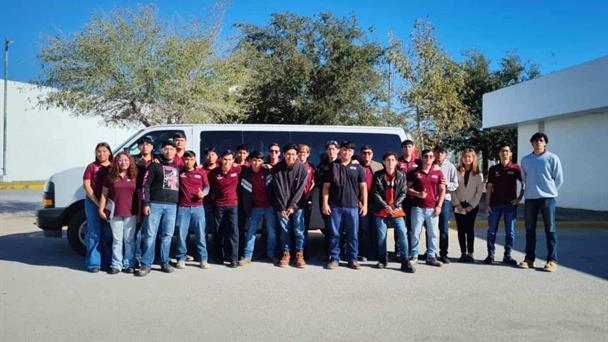 UTTN acerca a alumnos hacia la realidad laboral