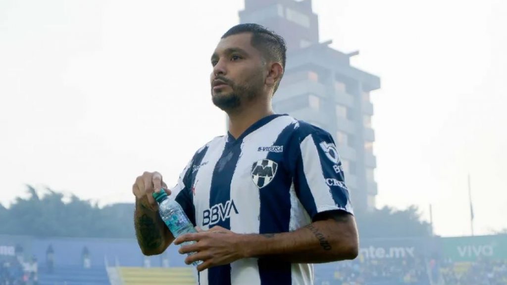 Rayados viaja a Toluca sin Tecatito Corona por lesión en la rodilla