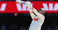 Starc's unbeaten 46 extends Australia's lead to 116 on Day 3 of 2nd Ashes test