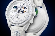 EN BLANCO PURO COMO LOS COPOS DE NIEVE MISSION TO EARTHPHASE – MOONSHINE GOLD SE VISTE DE INVIERNO