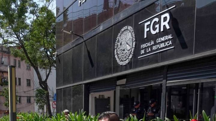 Ernestina Godoy, César Gutiérrez Priego, Ricardo Peralta y Hamlet García, entre los 43 aspirantes a la FGR