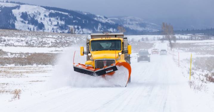Winter season begins Dec. 15 in Yellowstone National Park