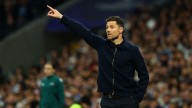 La plantilla del Real Madrid cierra filas con Xabi Alonso