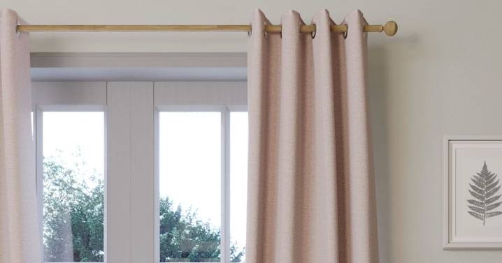 Marks and Spencer curtains in 16 colours and 9 sizes 'keep out light and draughts'