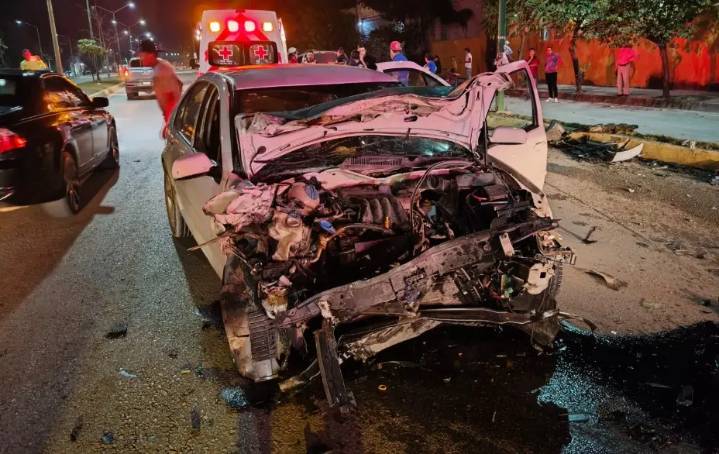 Choque frente a la Alameda deja cuatro heridos en Ciudad Valles