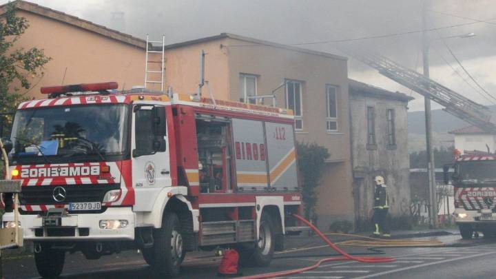 Fallece un hombre de 83 años en un incendio en su vivienda en Betanzos