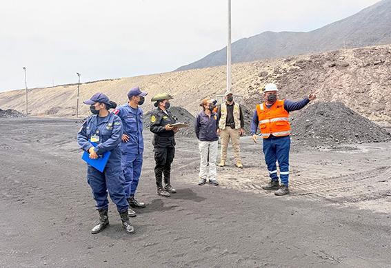 INVESTIGAN CONTAMINACIÓN EN PUERTO DE CHIMBOTE
