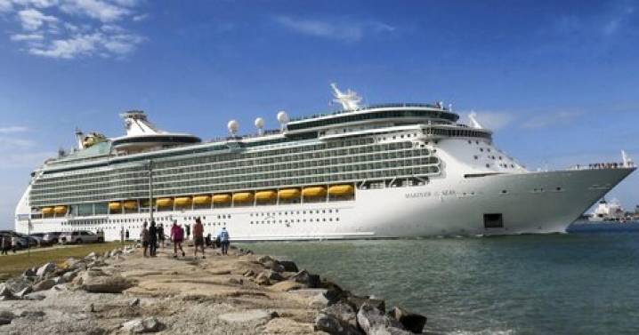 Cruise passenger was served 33 drinks, pepper sprayed and restrained before he died, lawsuit says