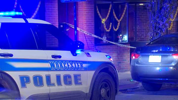 Man shot in chest in Worcester