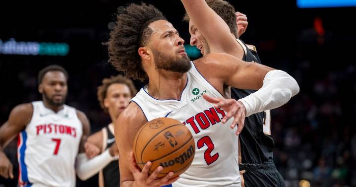 Hawks left flustered by Pistons in return to court following break