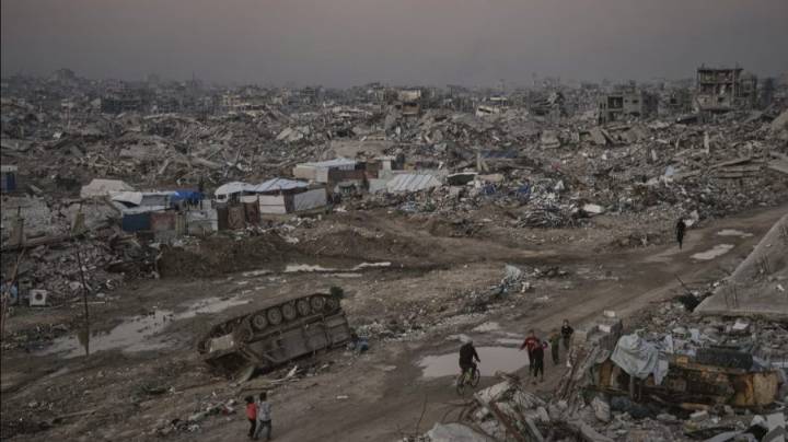 Israel says it killed top Hamas commander amid shaky ceasefire