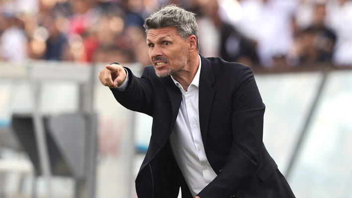 Fernando Ortiz recibe el apoyo total de Blanco y Negro y es ratificado como DT de Colo Colo para 2026 Fue respaldado por el directorio, pese a no clasificar a copa internacional.