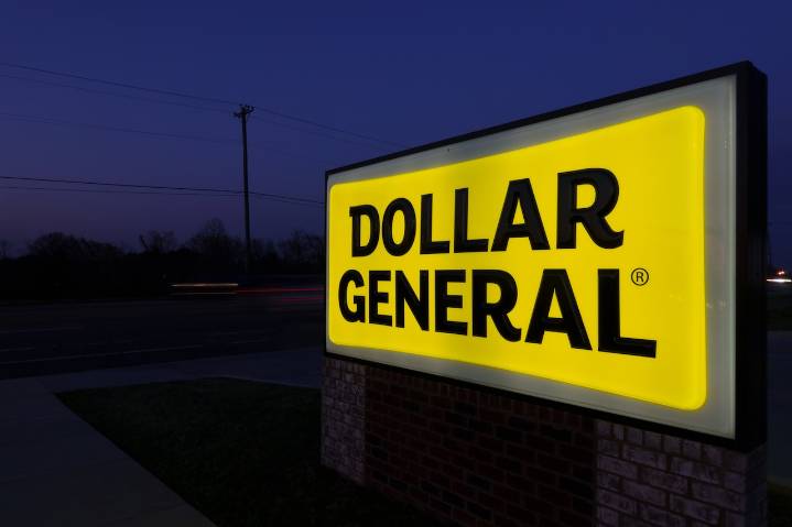 Customers paid more than sticker price for 40 percent of items at Dollar General: AG