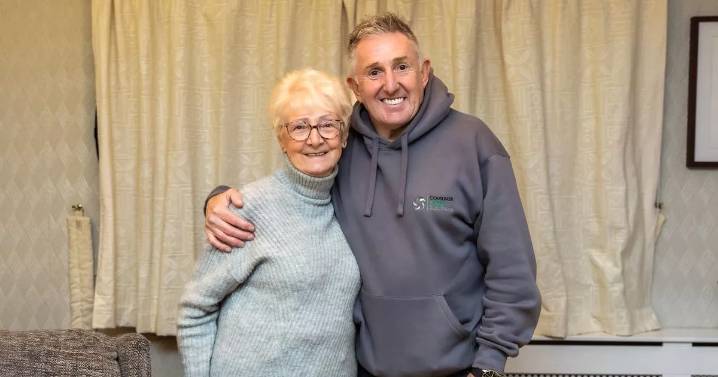 Jonathan Davies urges families not to be left in the cold this Christmas